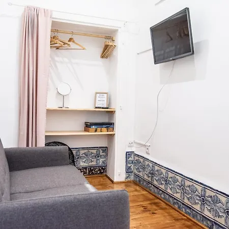Azulejos Cais Sodre 3* リスボン
