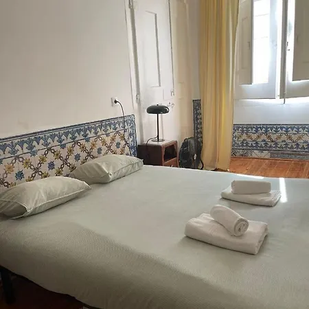 Azulejos Cais Sodré Couette-café