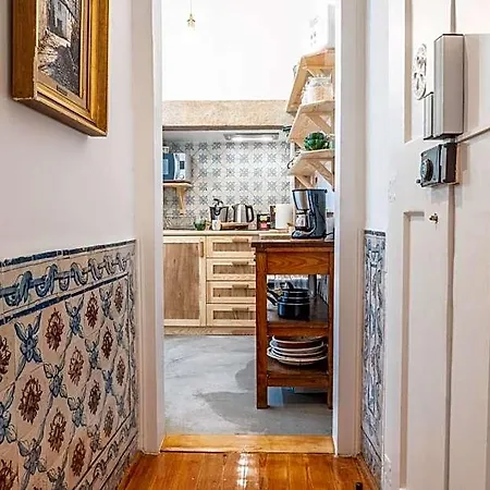 Azulejos Cais Sodre 3*