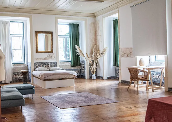 Azulejos Cais Sodre Bed & Breakfast 3*