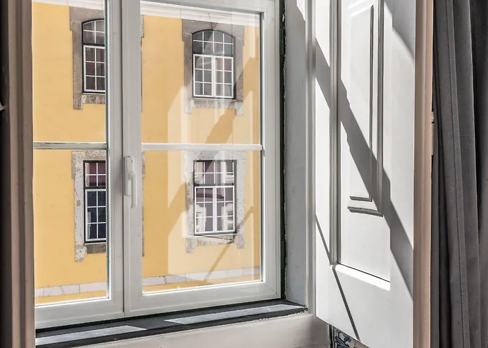 فندق مبيت وإفطار Azulejos Cais Sodre 3*