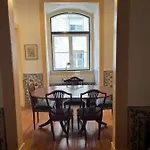 Azulejos Cais Sodre Bed & Breakfast 3*