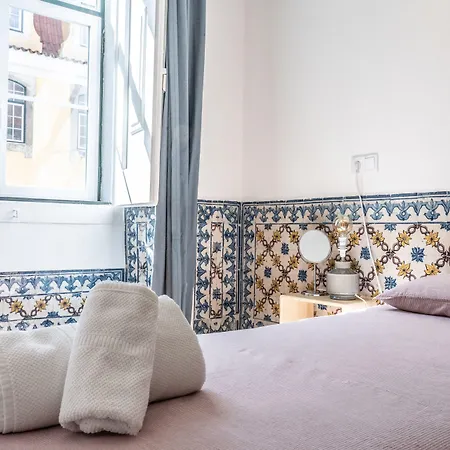 Azulejos Cais Sodré Couette-café Lisboa