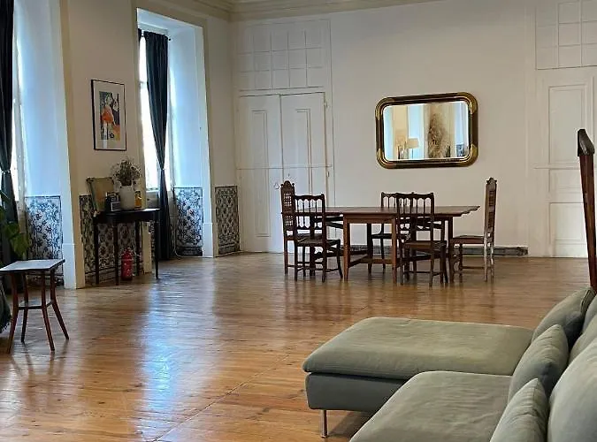 Azulejos Cais Sodré Bed & Breakfast