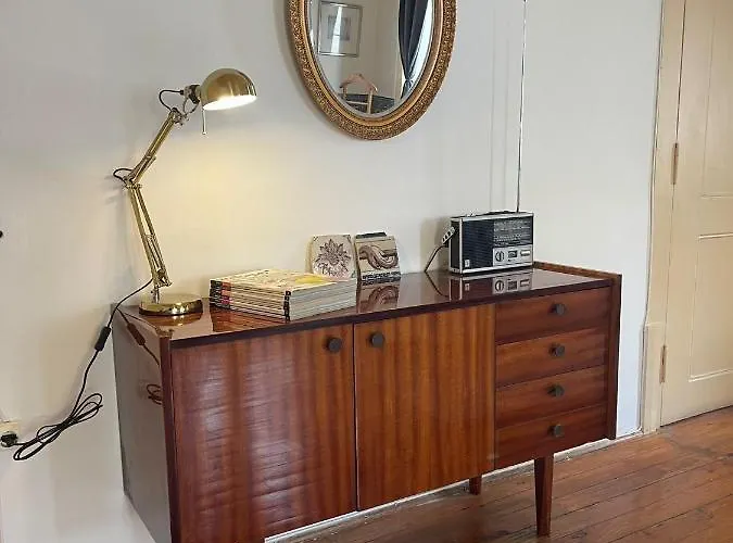 Azulejos Cais Sodré Bed & Breakfast 3*