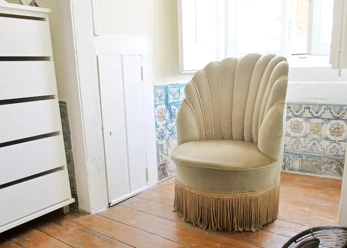 Azulejos Cais Sodré Bed & Breakfast 3*