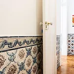 Azulejos Cais Sodré Couette-café Lisboa