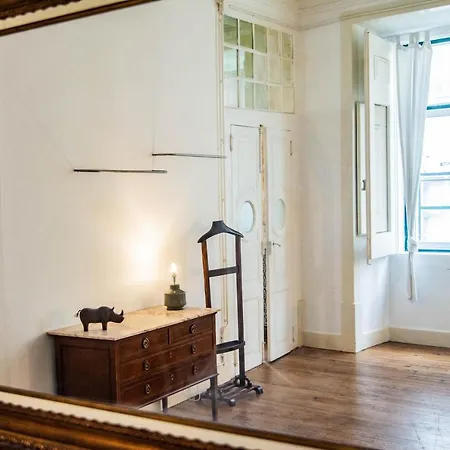 Bed & Breakfast Azulejos Cais Sodre 3*