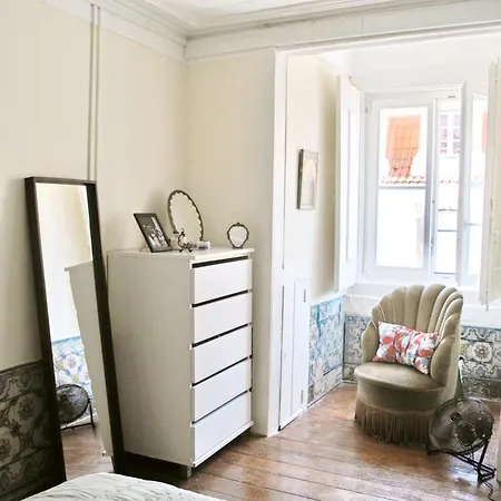Azulejos Cais Sodre Bed & Breakfast