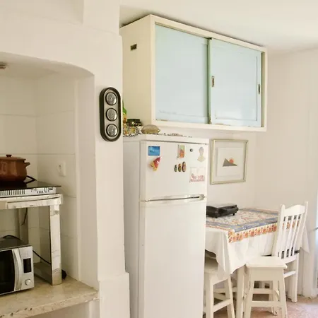 Bed & Breakfast Azulejos Cais Sodre 3*