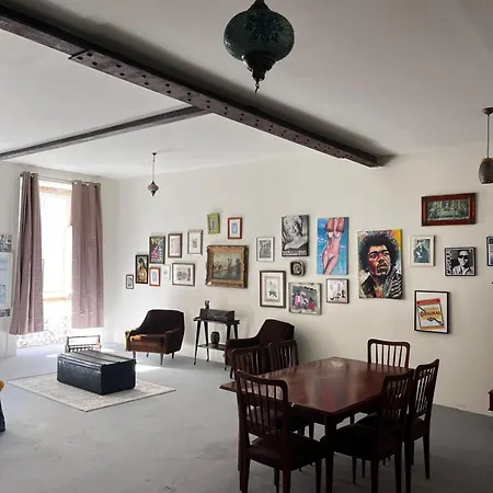 Azulejos Cais Sodre Bed & Breakfast